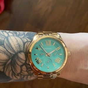 FOSSIL gold watch